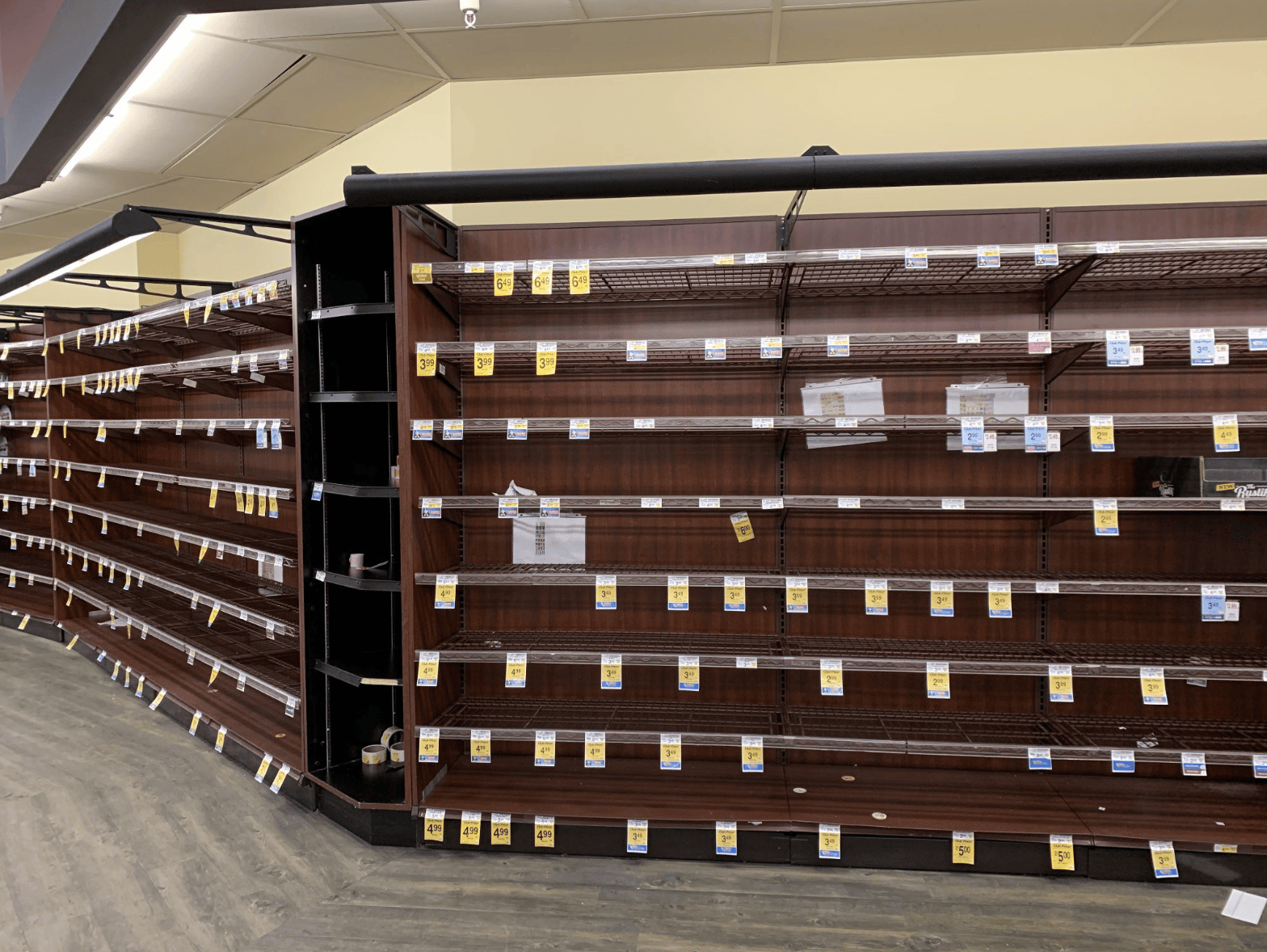 Safeway in Mountain View on lockdown day